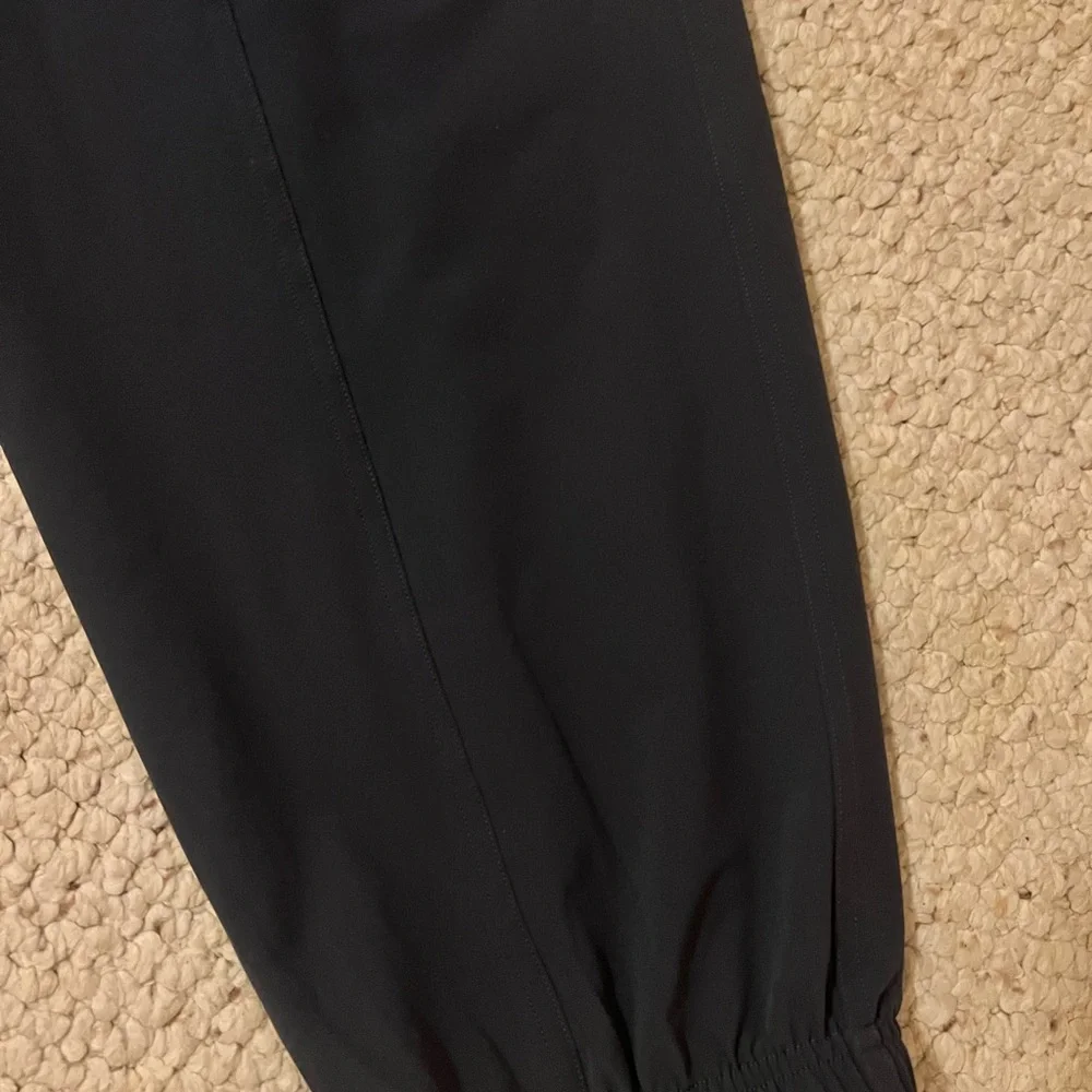 SPANX Out Of Office Cargo Jogger in Dark Storm Pant Large Tall - NEW without tag - Picture 6 of 8
